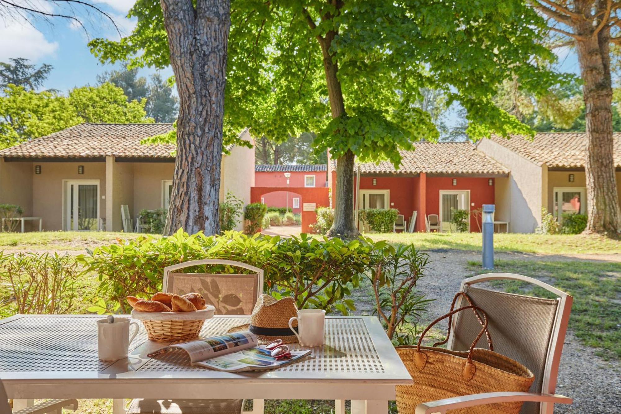 Odalys Le Village Camarguais Les Gardians 4* Arles