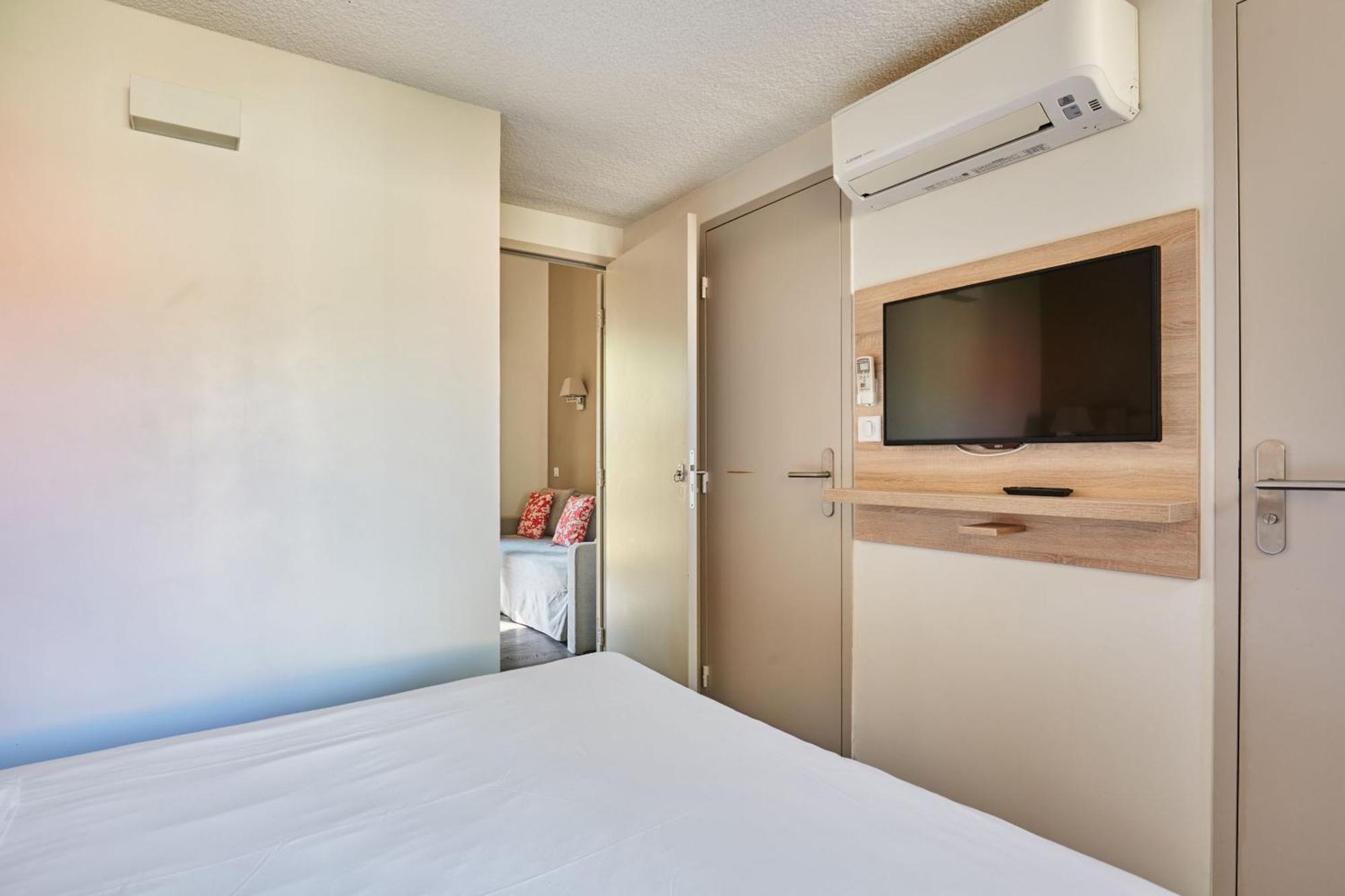Odalys Le Village Camarguais Les Gardians Aparthotel