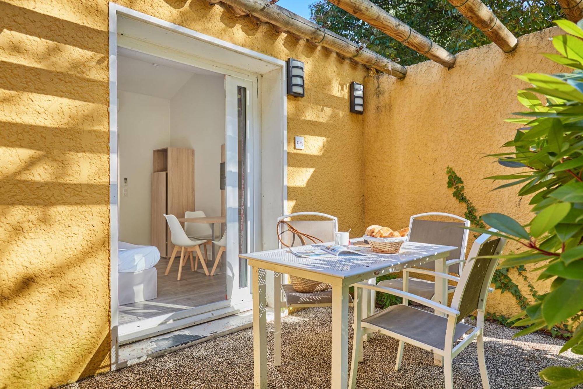 Résidence Odalys Le Village Camarguais Les Gardians Appart hôtel